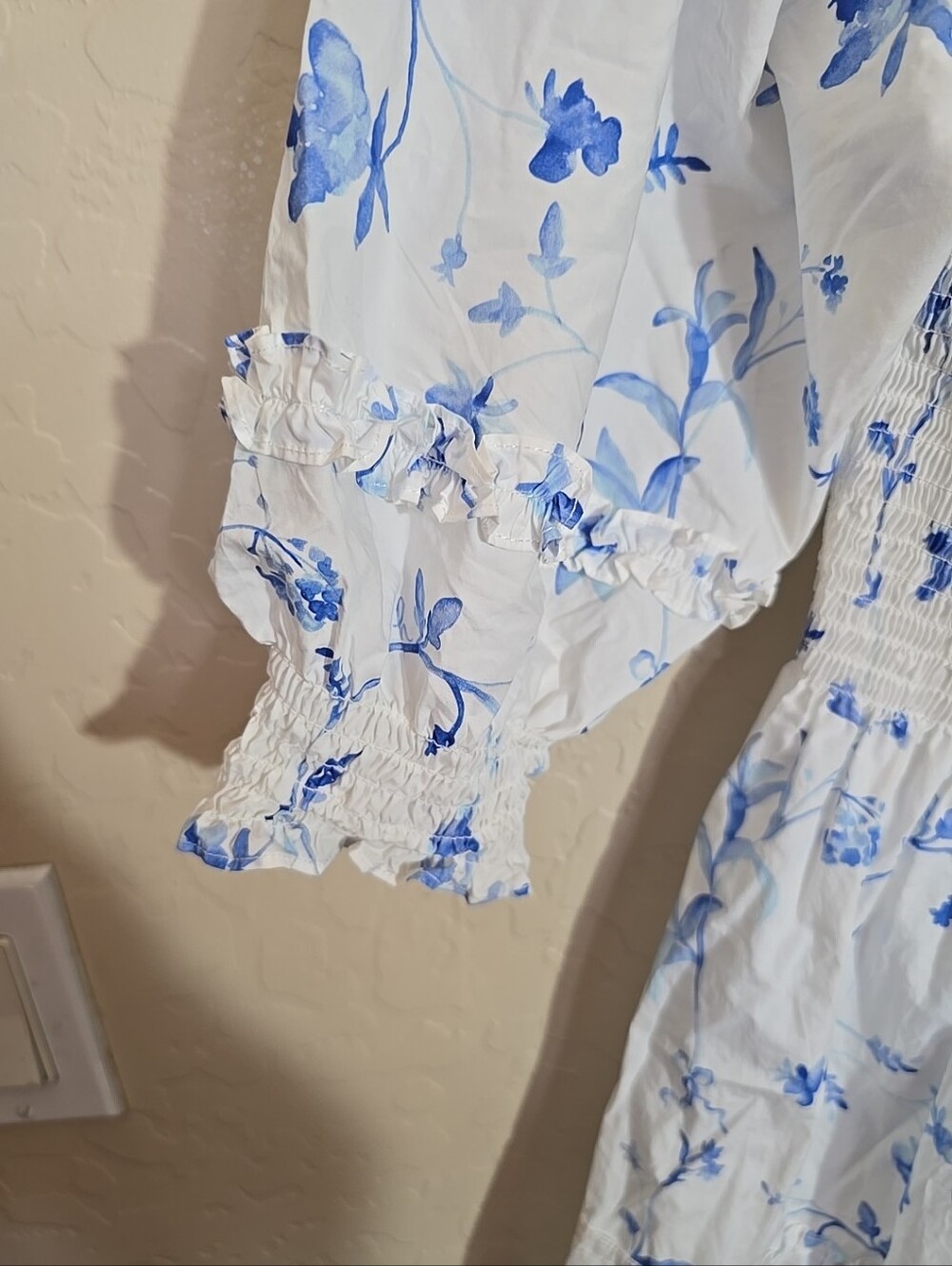 Hill House Home Nesli Nap Blue Floral Smocked Midi Dress Womens Size M - Picture 4 of 9